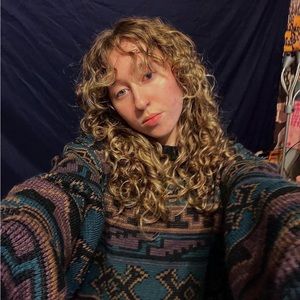 Meet your Posher, Emma